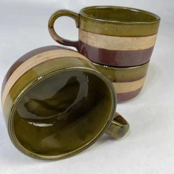 Vintage Triple Glaze Oversized Pottery Mugs (set of 3) - Picture 8 of 13